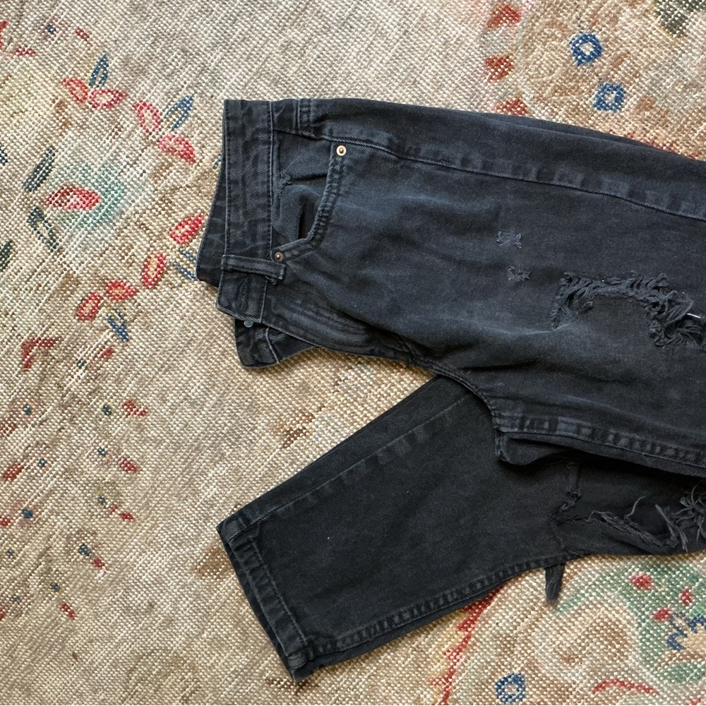 Primark Black Relaxed Jeans with Distressed Design